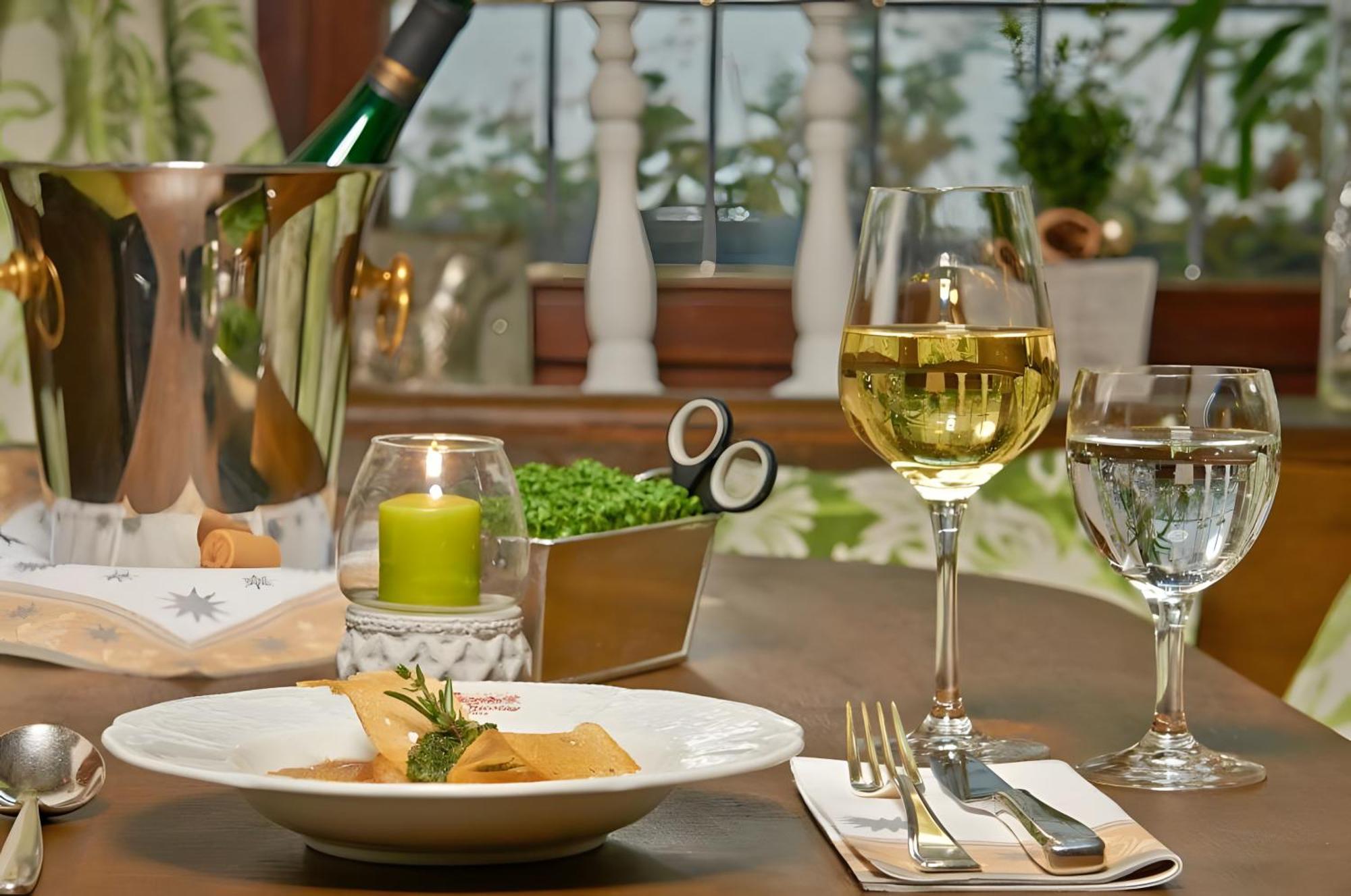 Vegan Hotel Und Restaurants Nicolay 1881 Zeltingen-Rachtig Εξωτερικό φωτογραφία
